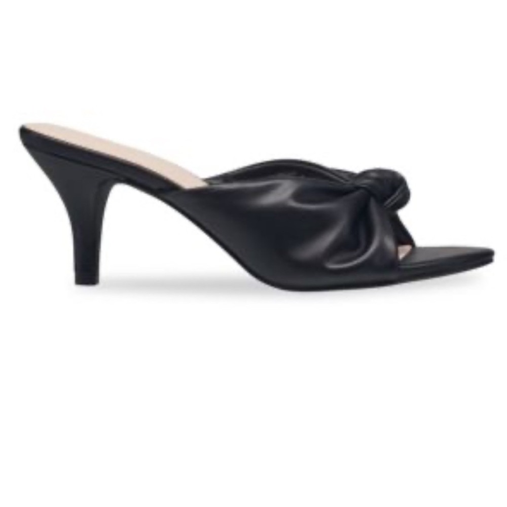 HALSTON | NEW‎ Seville Knot Detail Slip On Pointed Toe Kitten Heels, Size 9.5